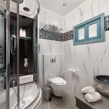 Royal Pedi Villa Symi