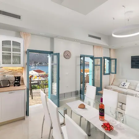 Villa Royal Pedi *
