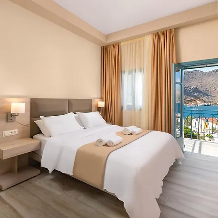 Royal Pedi Symi