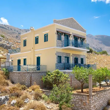 Royal Pedi Symi