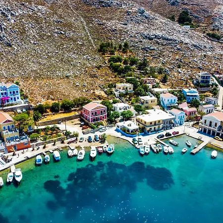 Royal Pedi * Symi