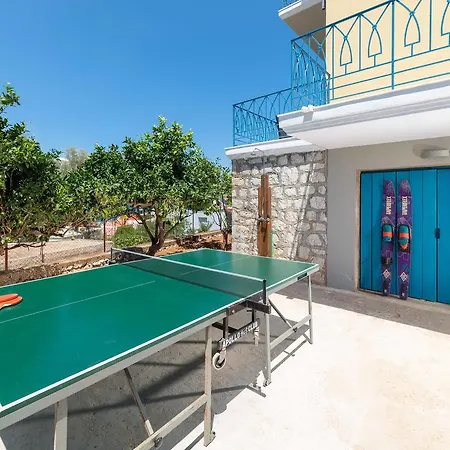 Royal Pedi Villa
