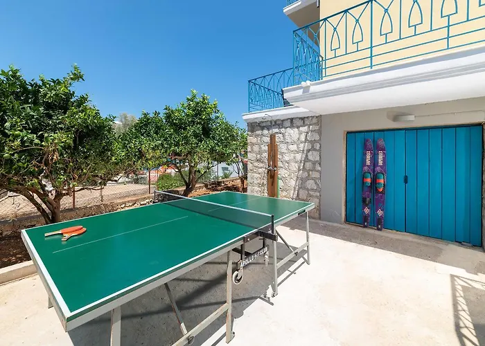 Royal Pedi Villa